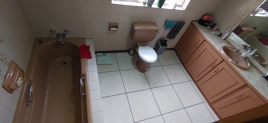 4 Bedroom Property for Sale in Hillcrest Northern Cape